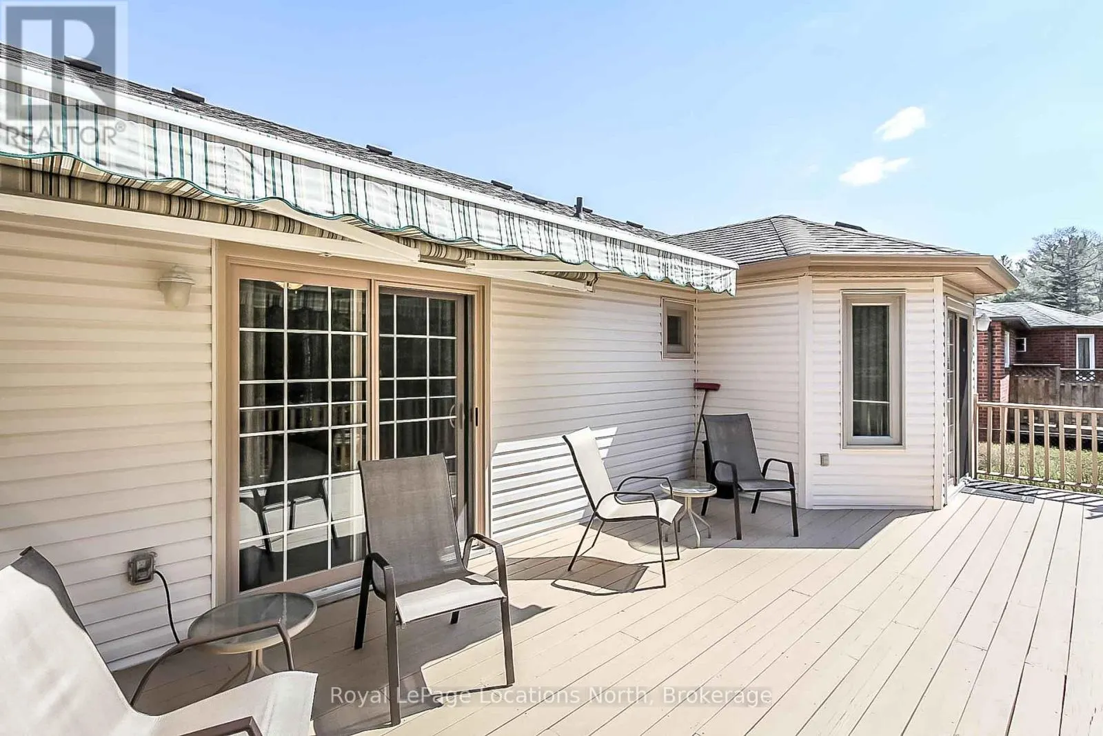 160 FERNBROOK DRIVE