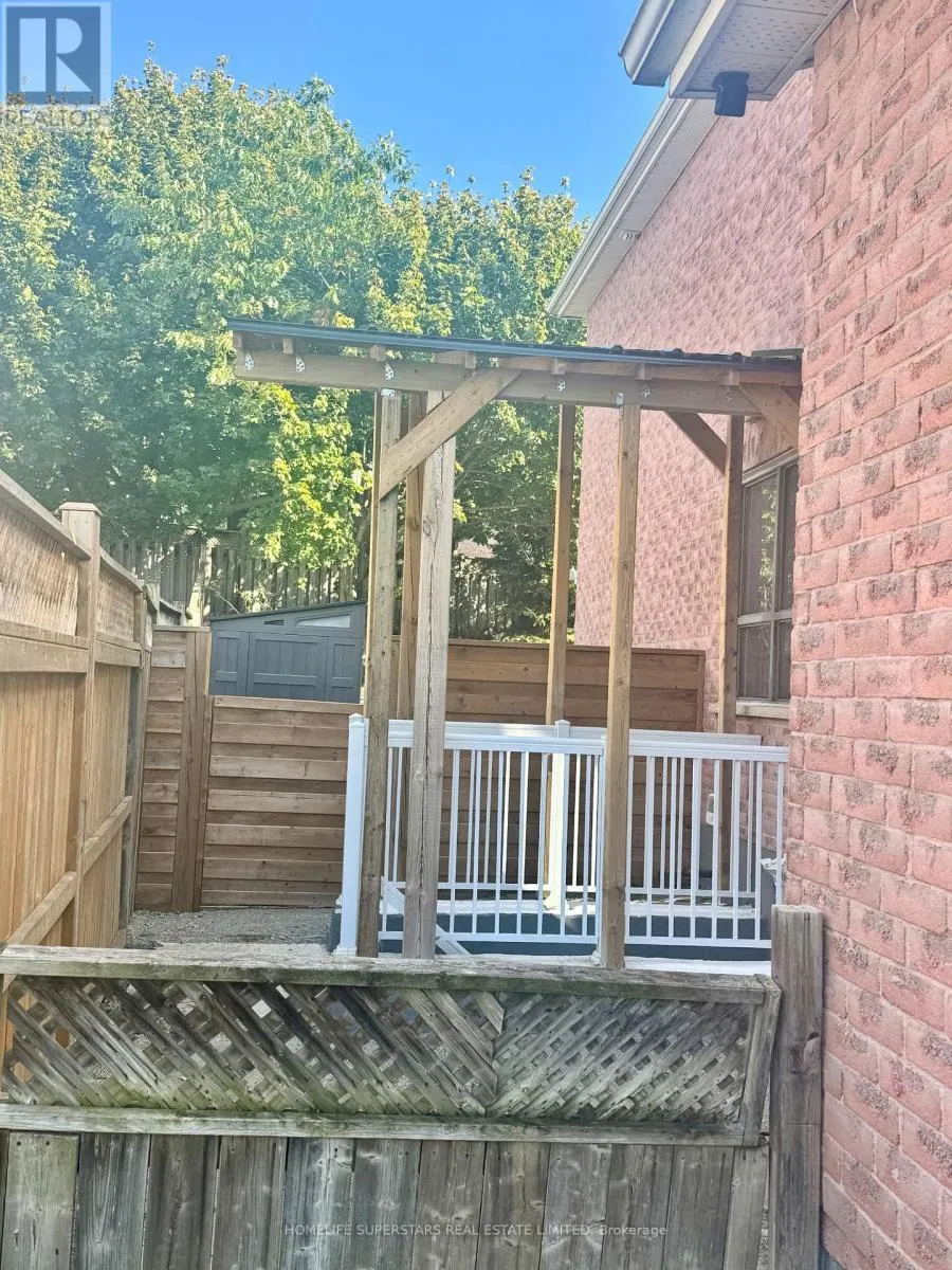 11 KELSEY CRESCENT