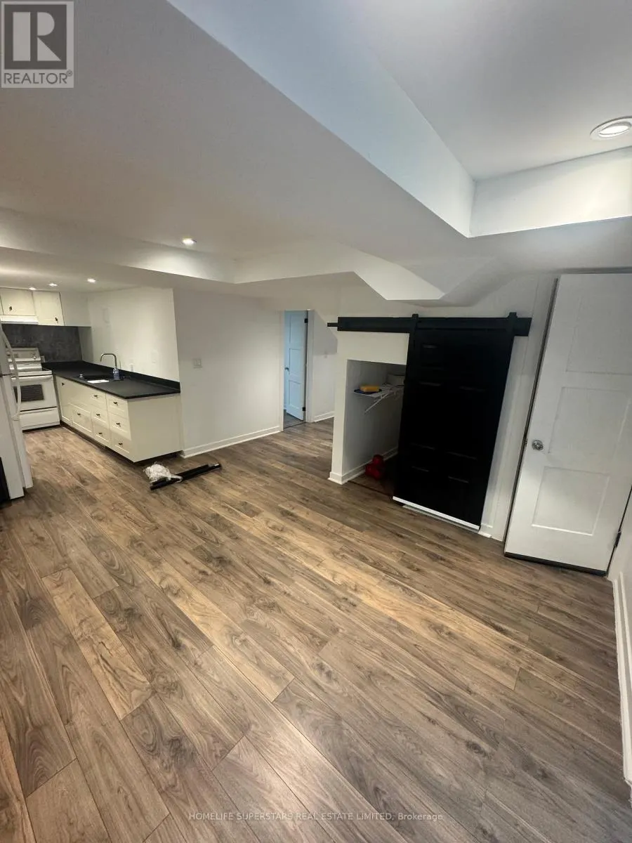 11 KELSEY CRESCENT