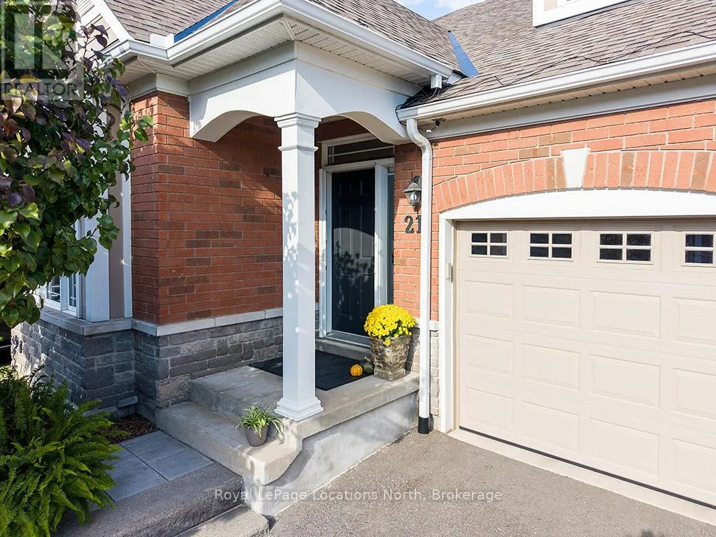 21 WATERSIDE LANE