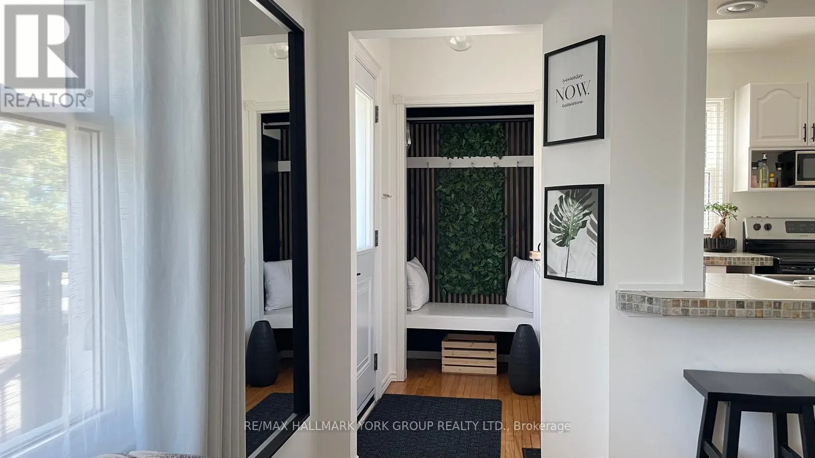 102 GUNN STREET
