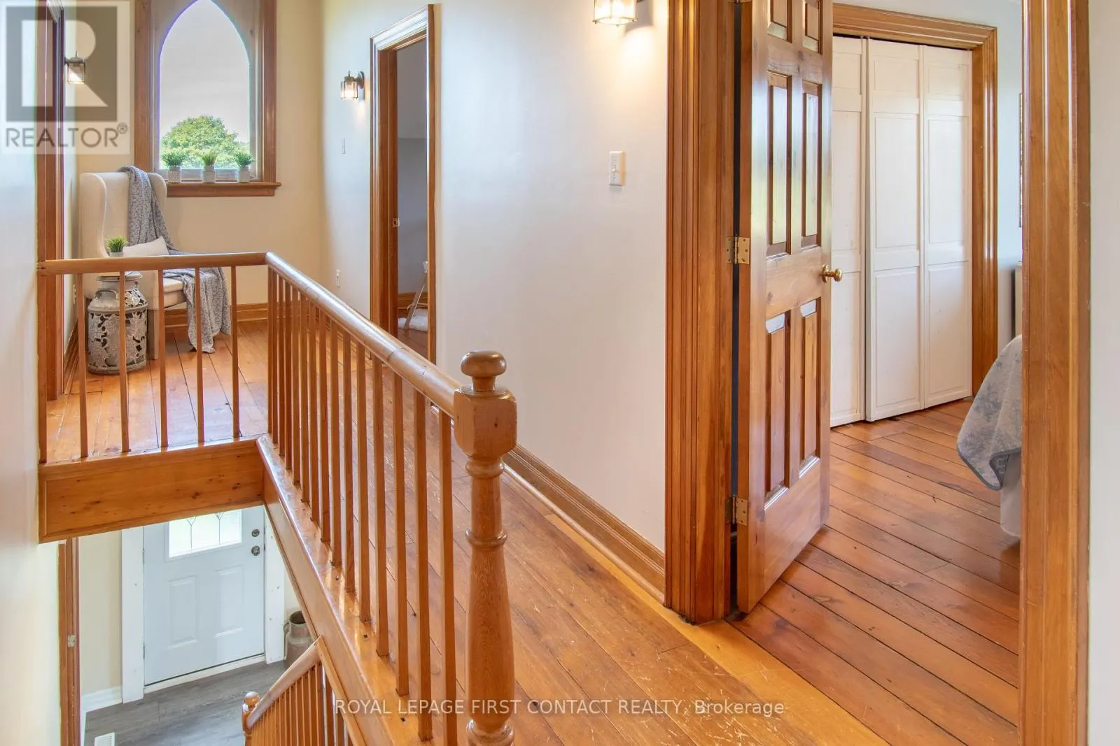 1293 RAINBOW VALLEY ROAD E