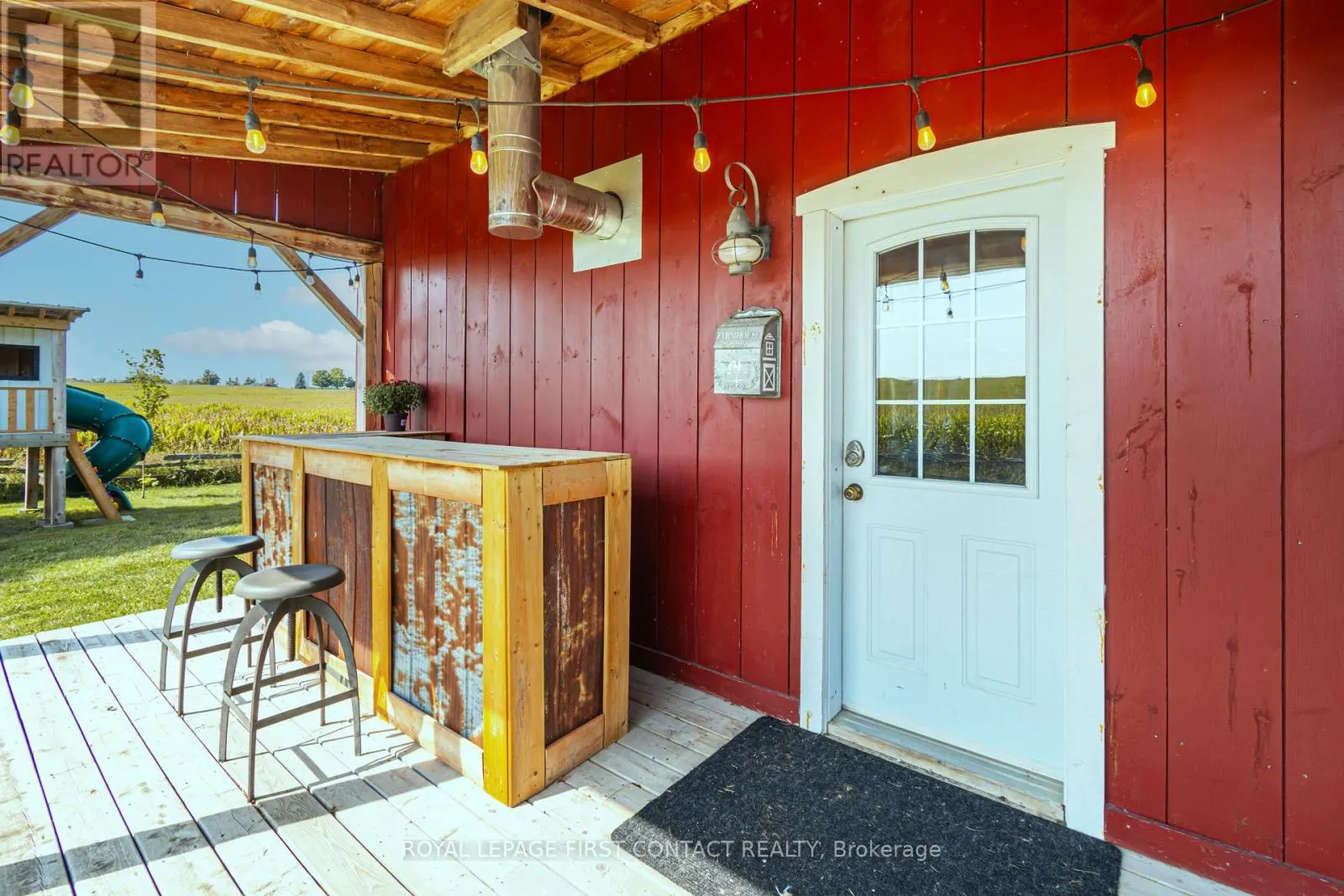1293 RAINBOW VALLEY ROAD E
