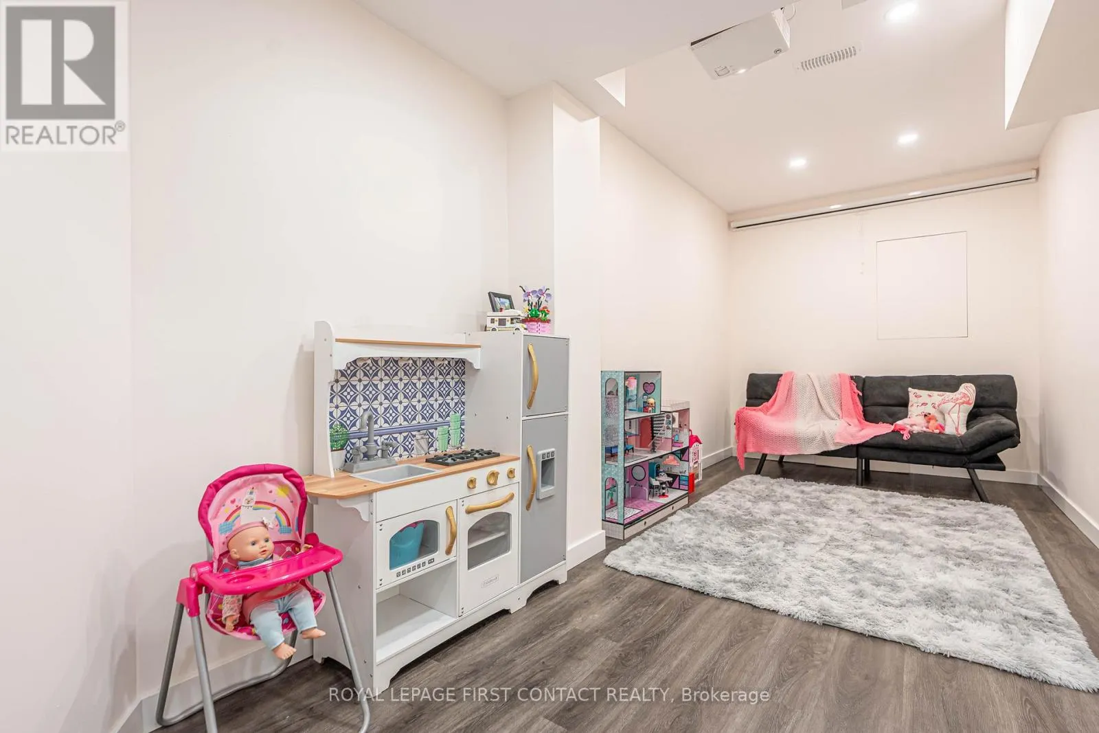 26 DENEB STREET