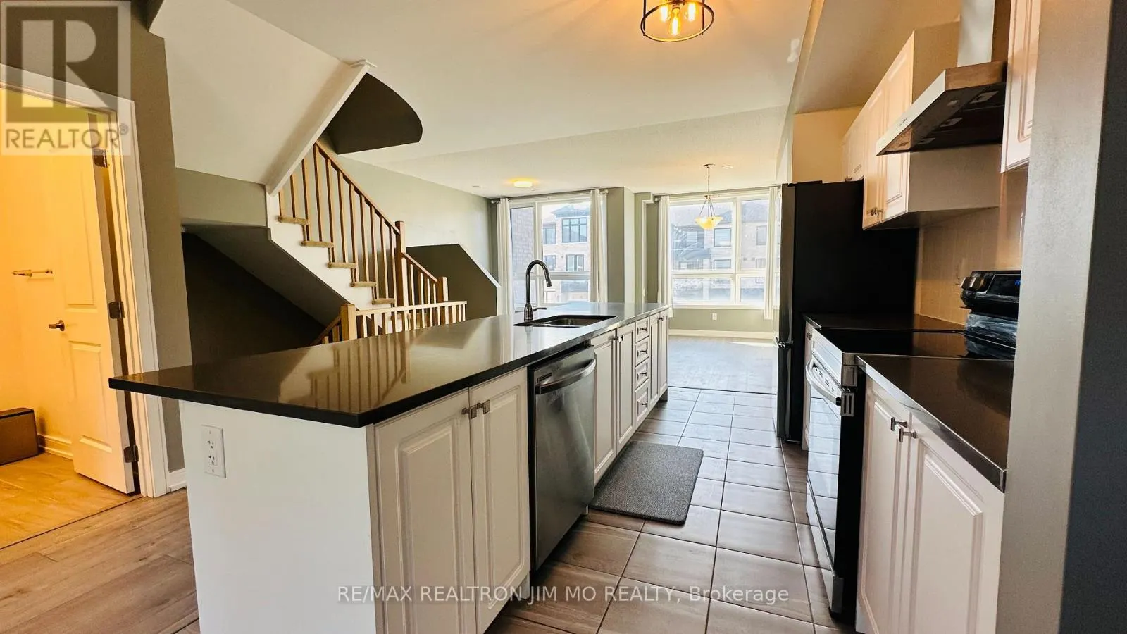 114 BLUE FOREST CRESCENT
