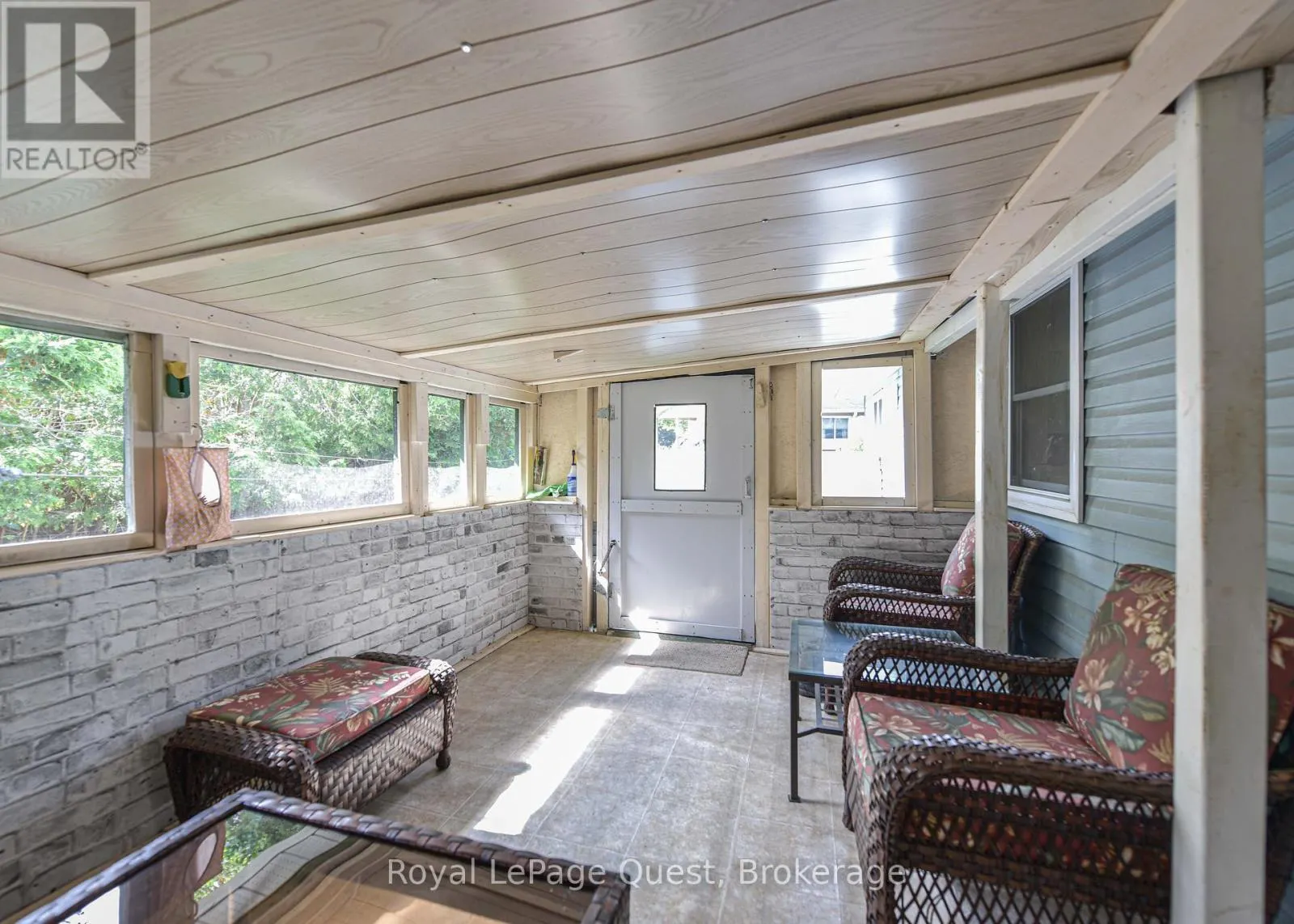 9 DANCY DRIVE