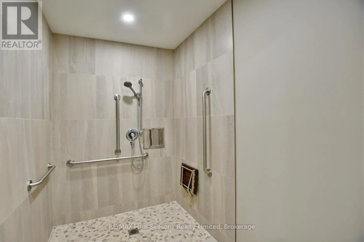 505 - 172 EIGHTH STREET, #505