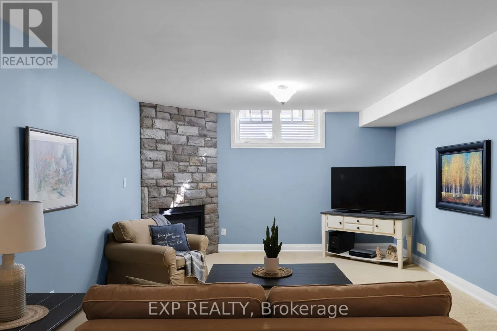 37 LANDSCAPE DRIVE