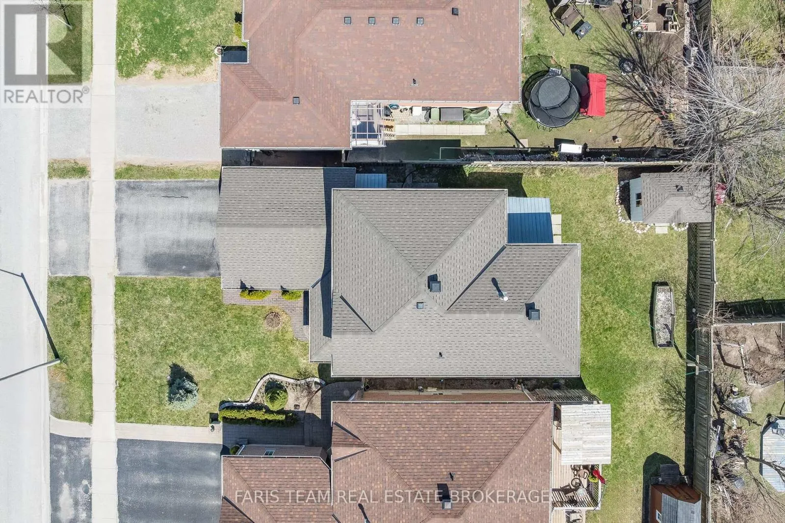 17 NICOLE MARIE AVENUE