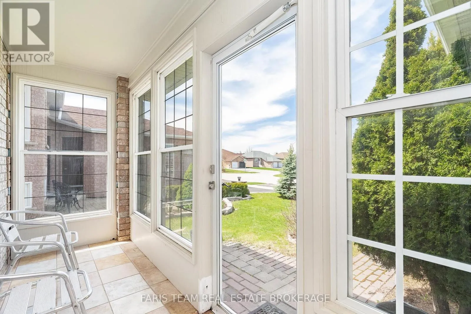 17 NICOLE MARIE AVENUE