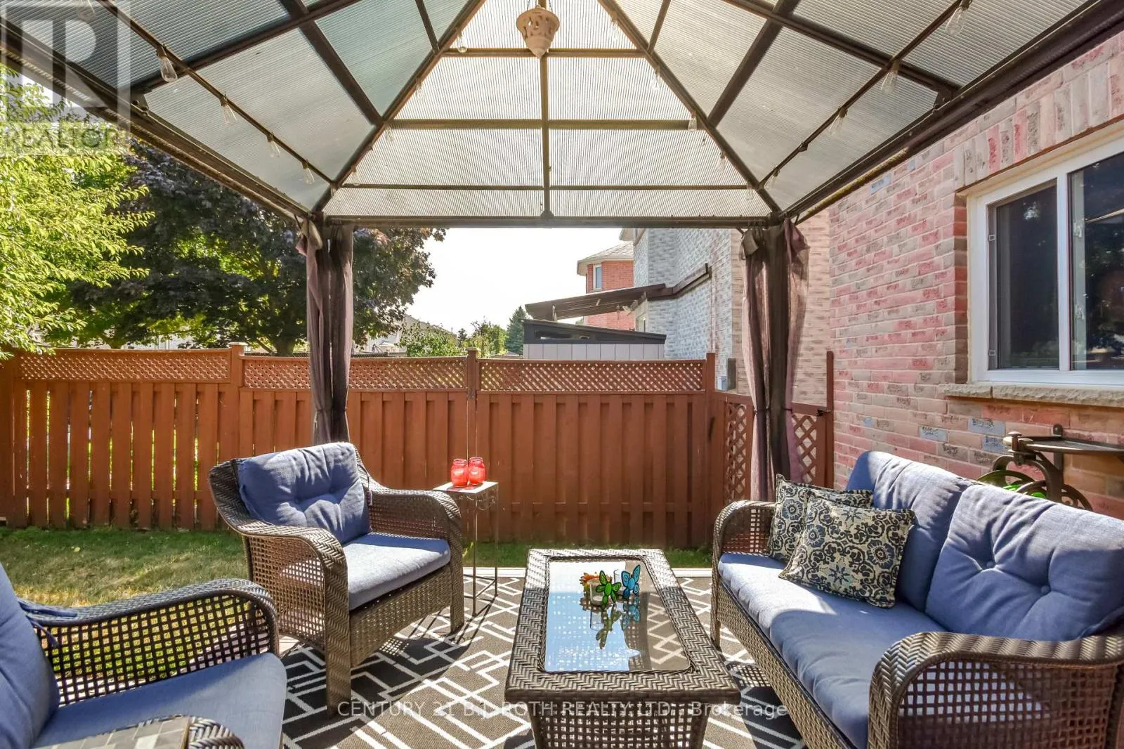 28 SHAINA COURT
