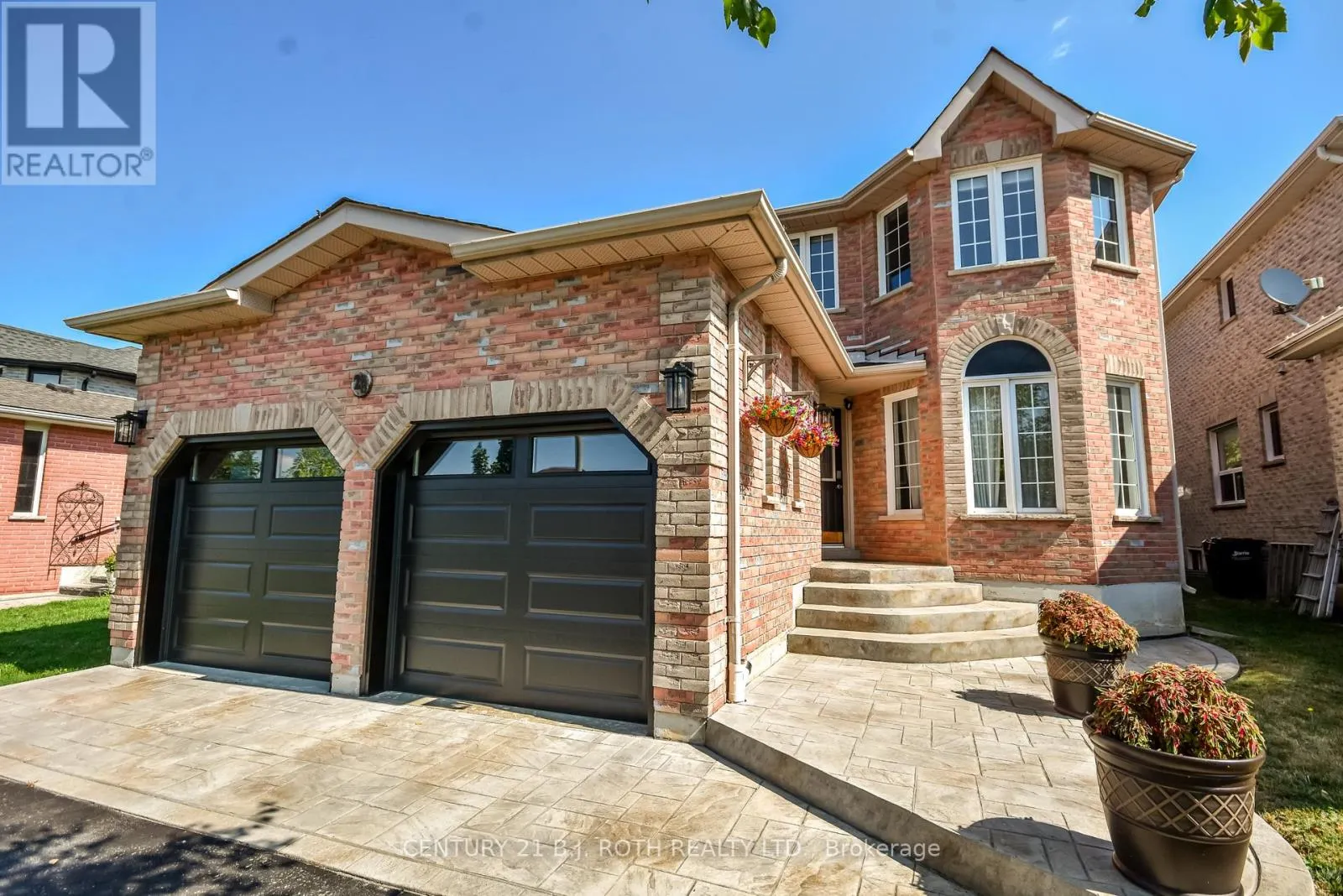 28 SHAINA COURT