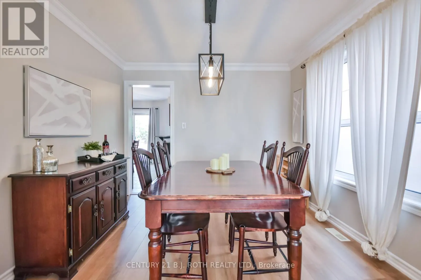 28 SHAINA COURT