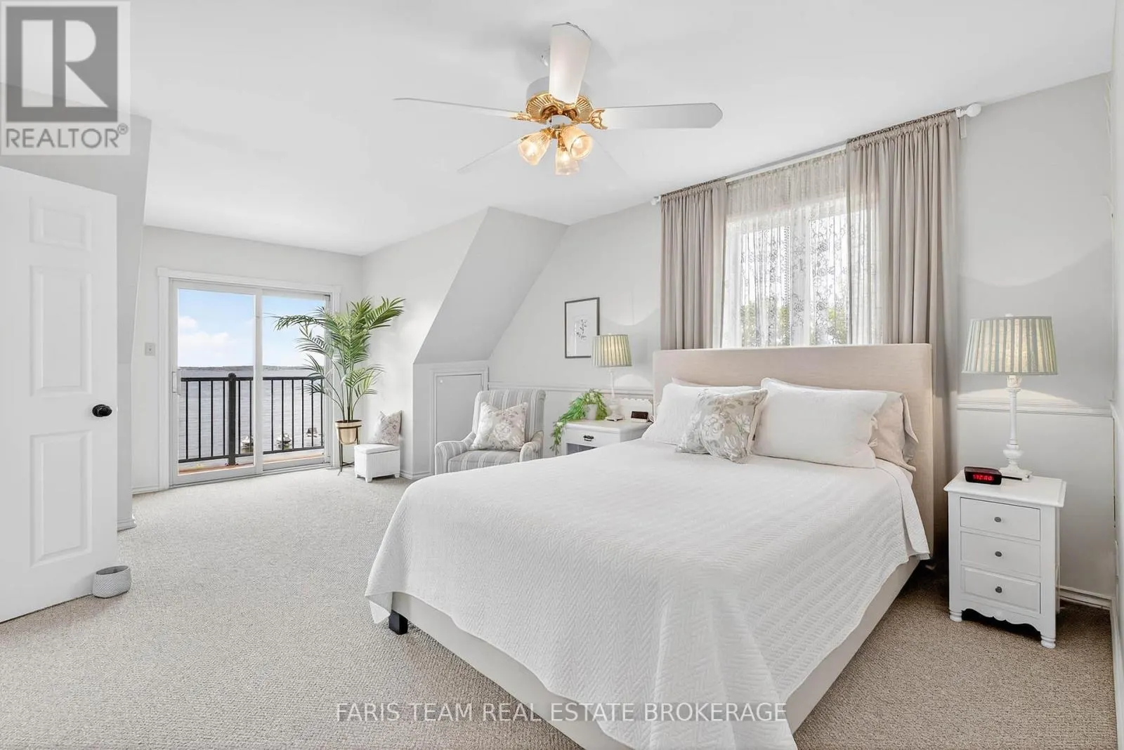 238 ROBINS POINT ROAD