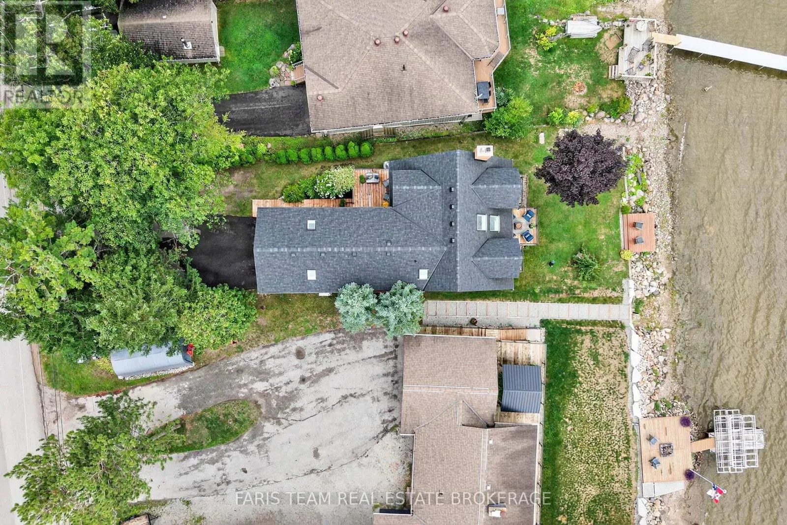 238 ROBINS POINT ROAD