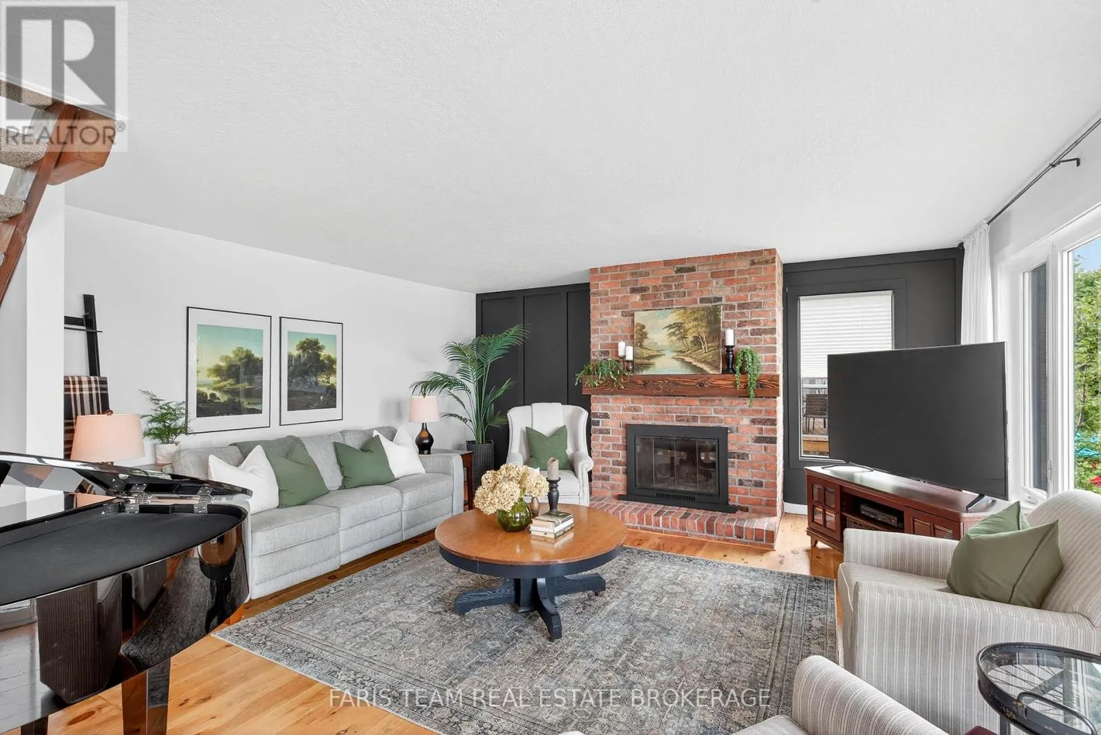 238 ROBINS POINT ROAD