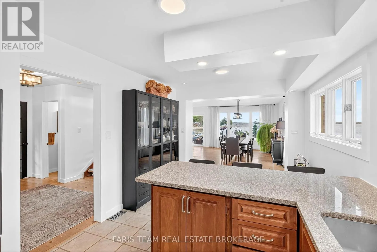 238 ROBINS POINT ROAD