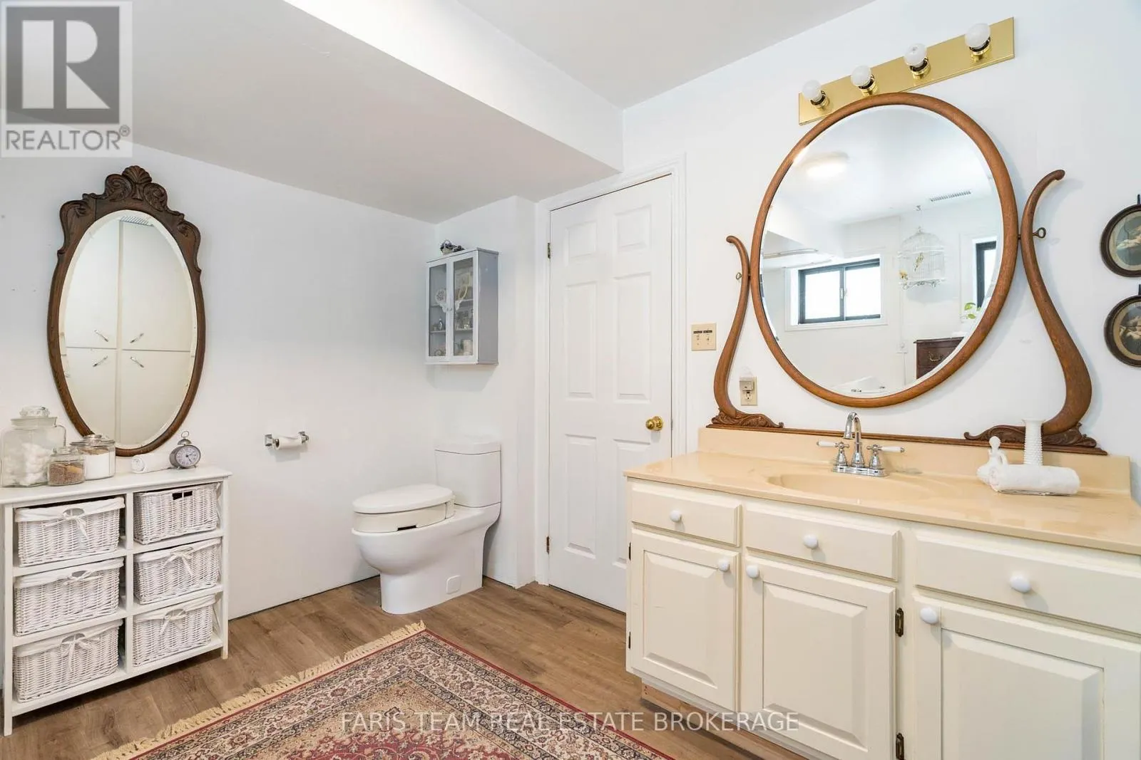 238 ROBINS POINT ROAD