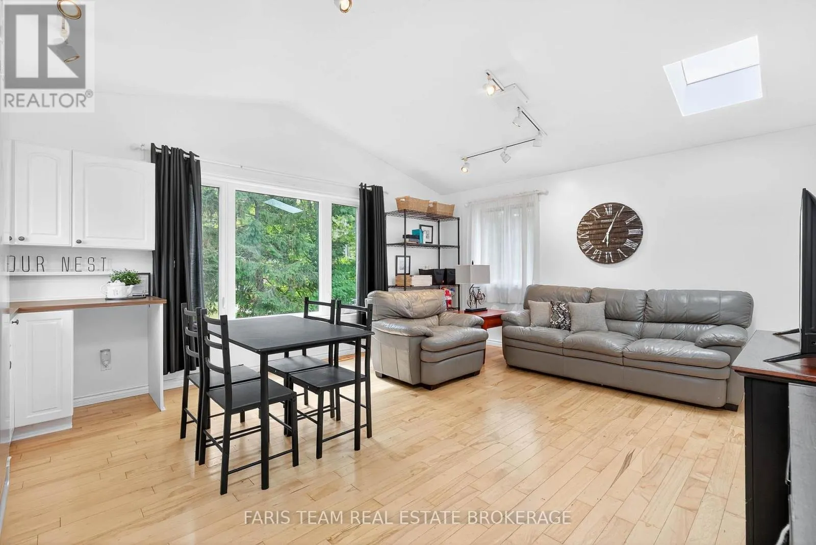 238 ROBINS POINT ROAD