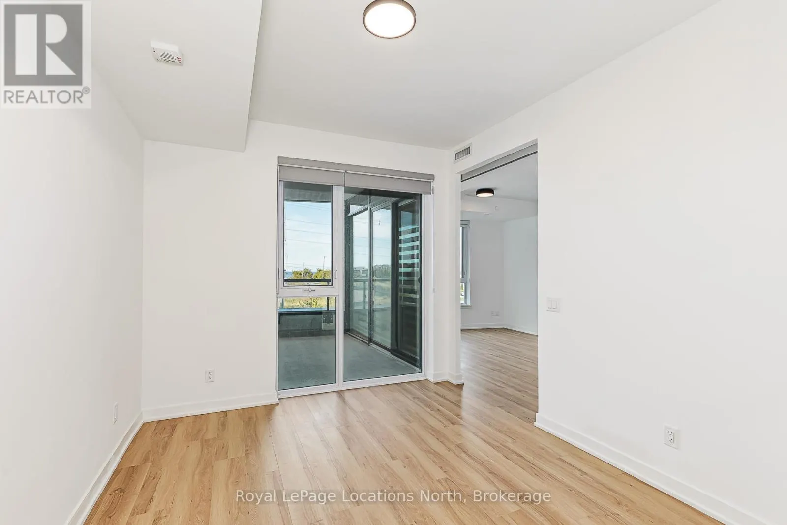 203 - 31 HURON STREET, #203