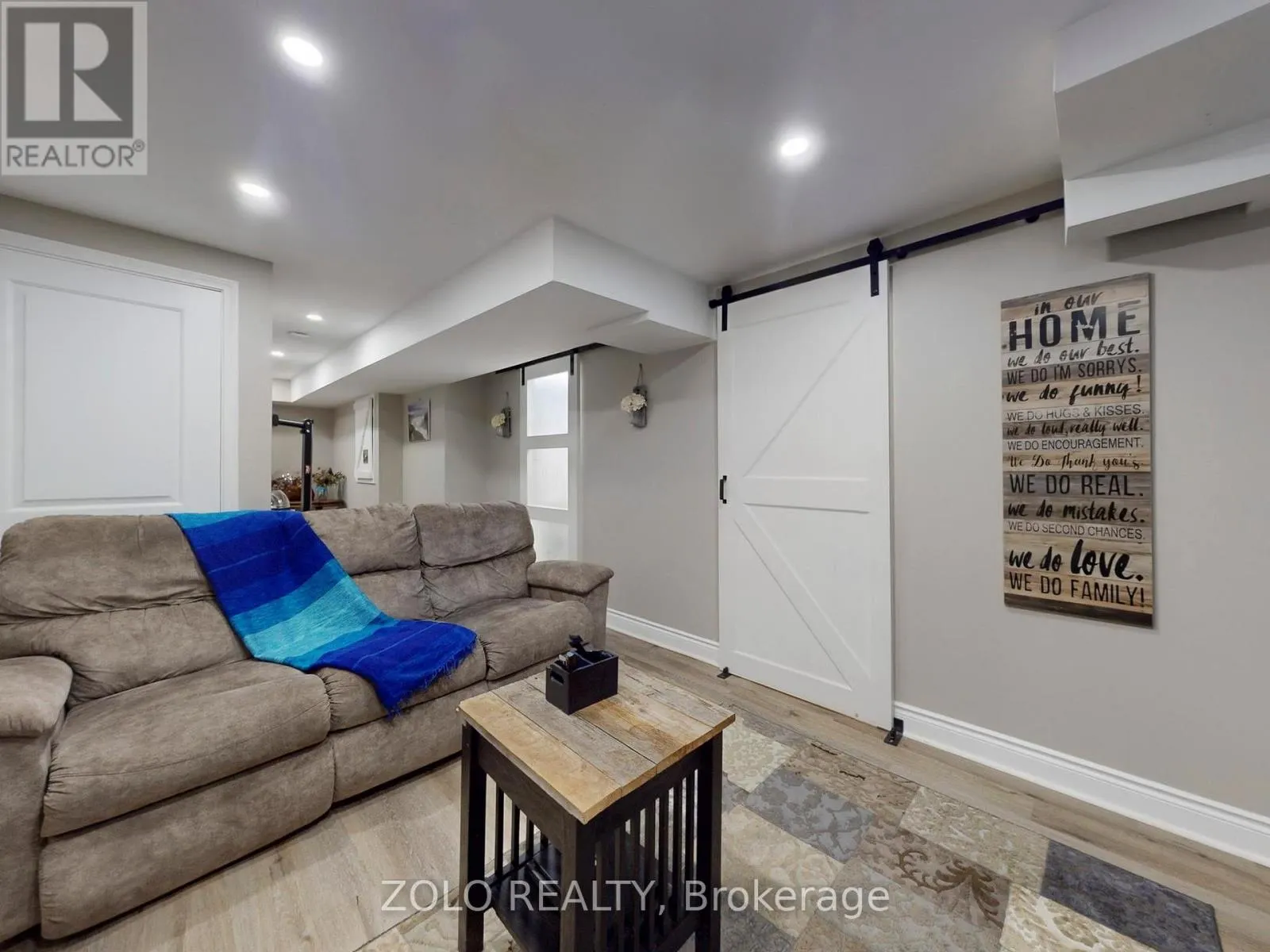 69 LION'S GATE BOULEVARD