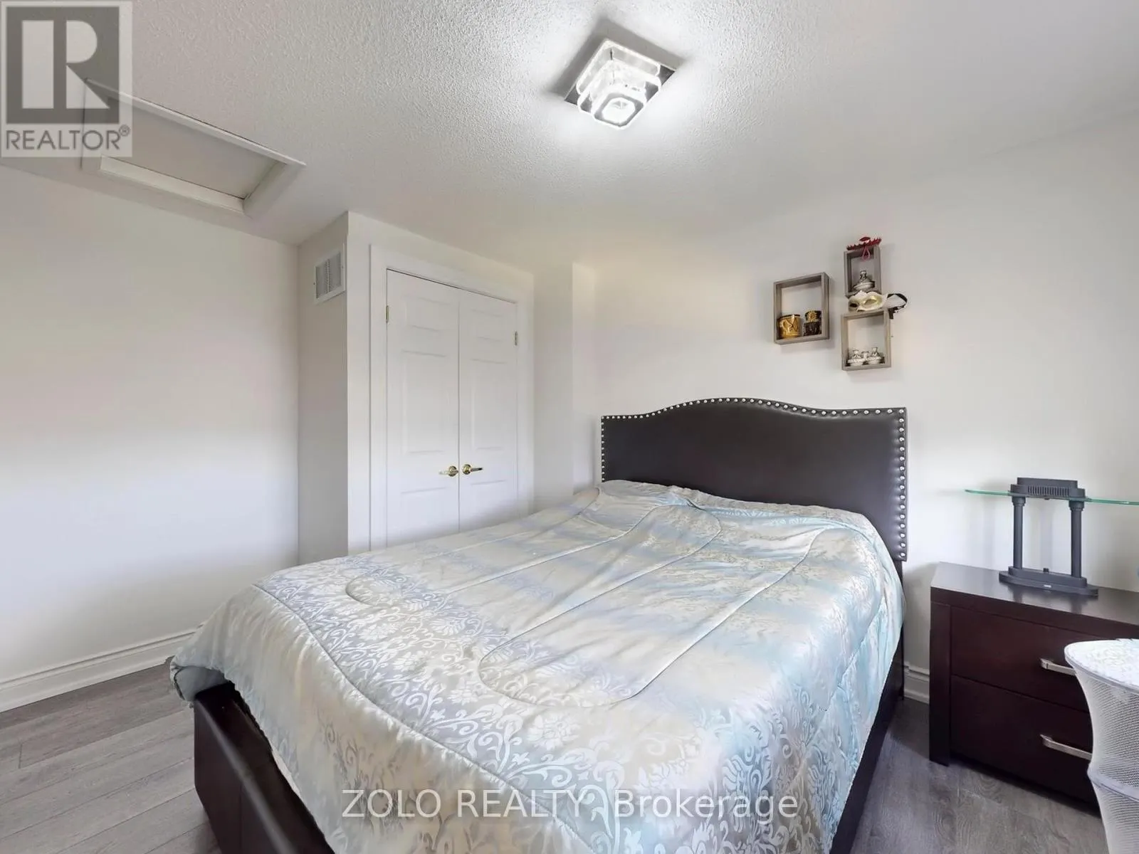 69 LION'S GATE BOULEVARD