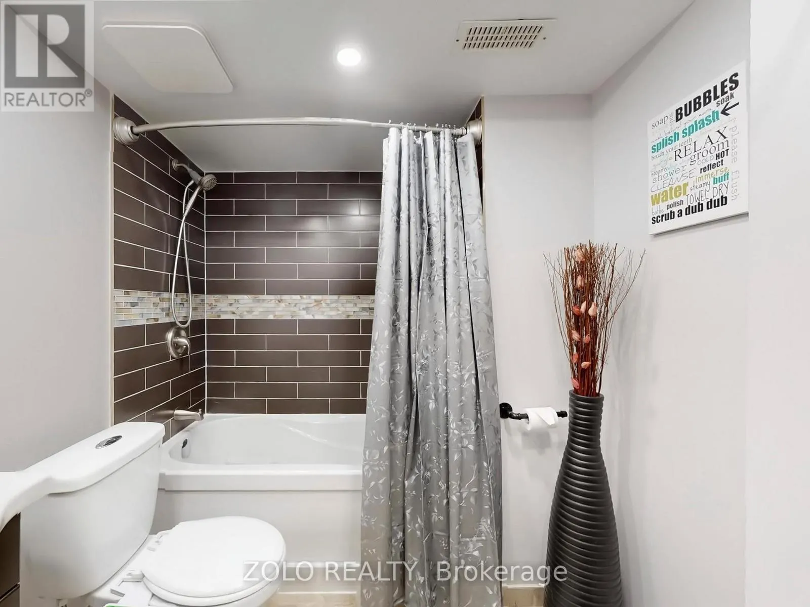 69 LION'S GATE BOULEVARD