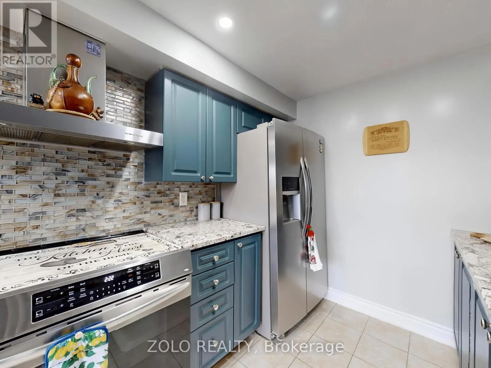 69 LION'S GATE BOULEVARD