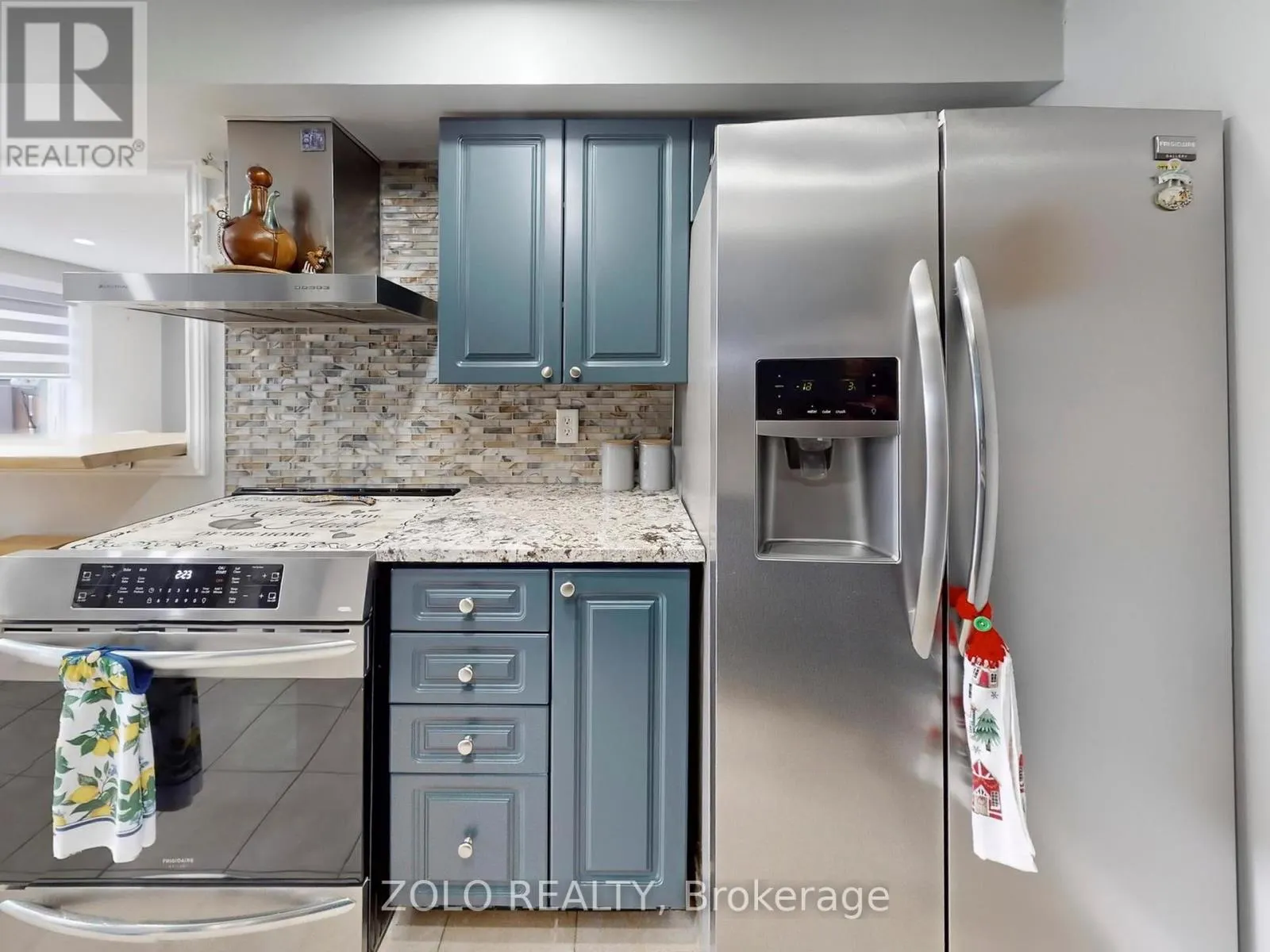 69 LION'S GATE BOULEVARD