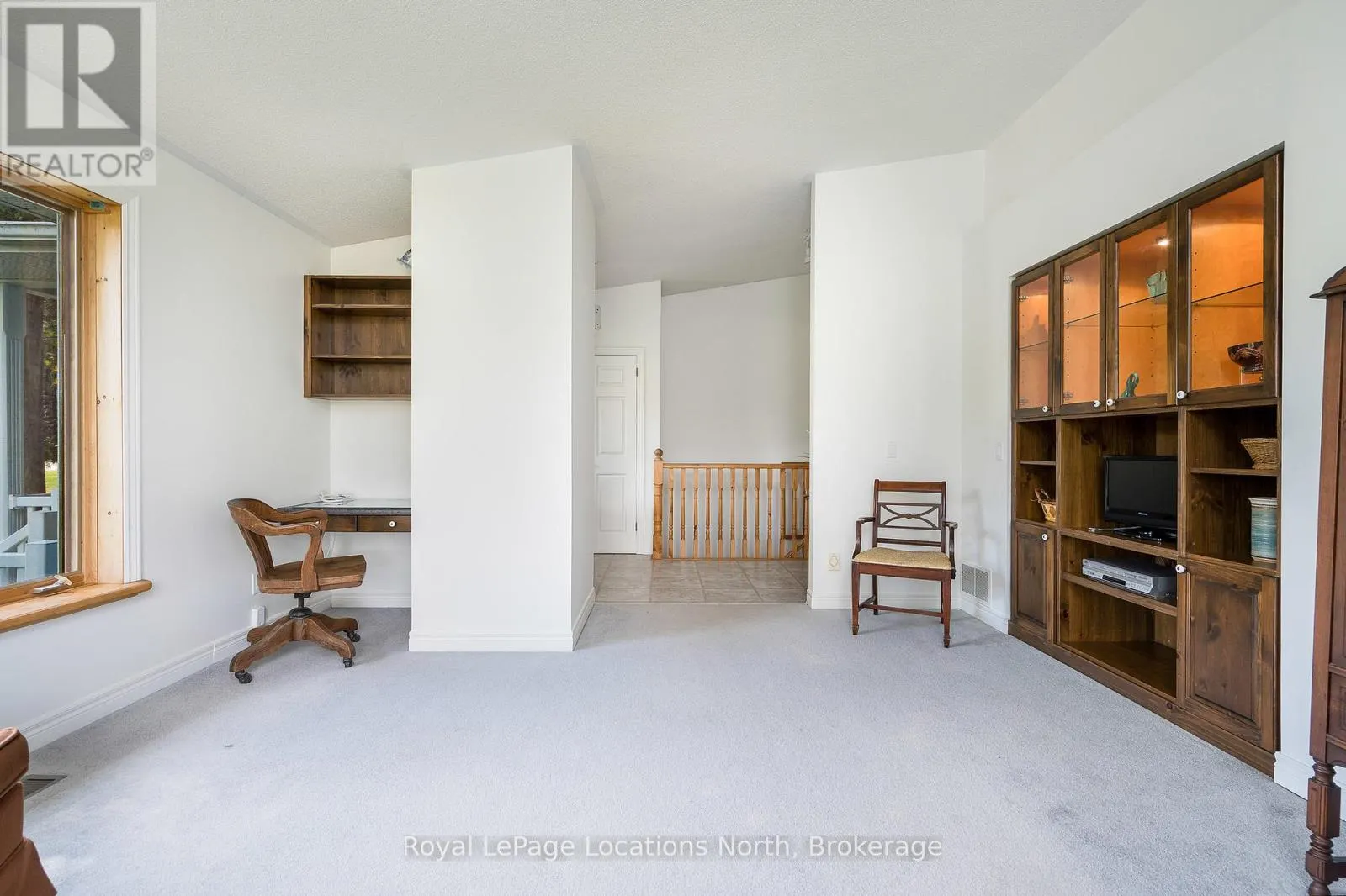 14 SYDENHAM TRAIL W