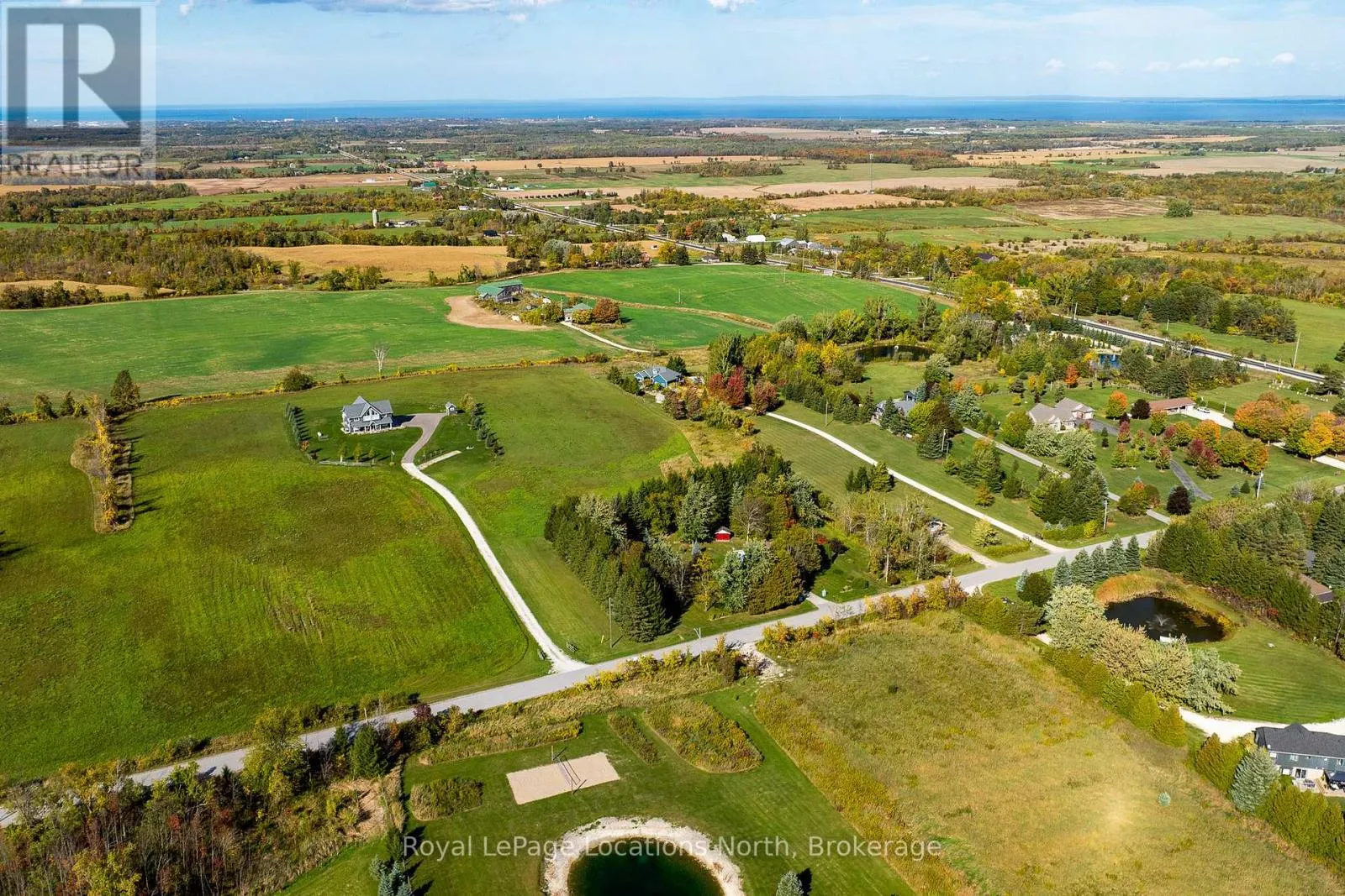 14 SYDENHAM TRAIL W