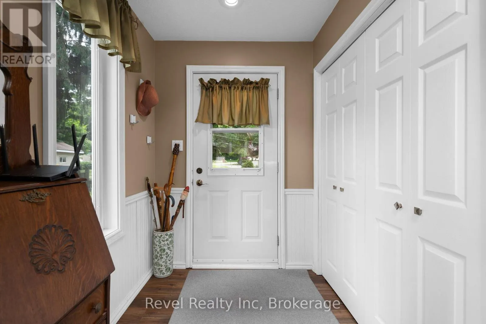 19 - 5411 ELLIOTT SIDE ROAD, #19