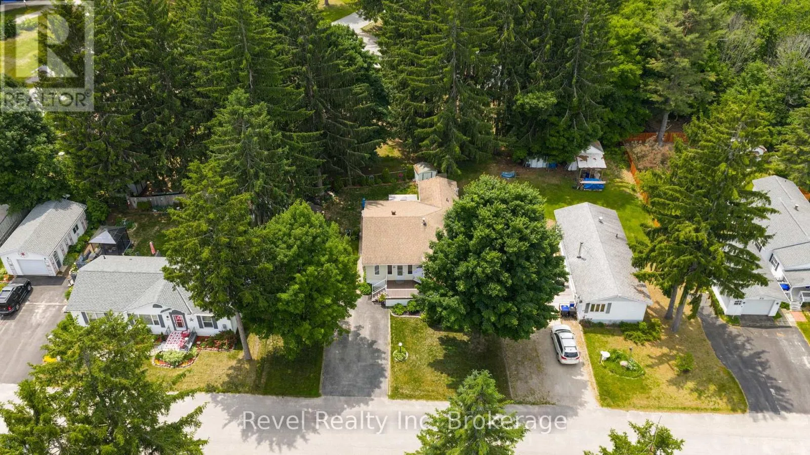 19 - 5411 ELLIOTT SIDE ROAD, #19