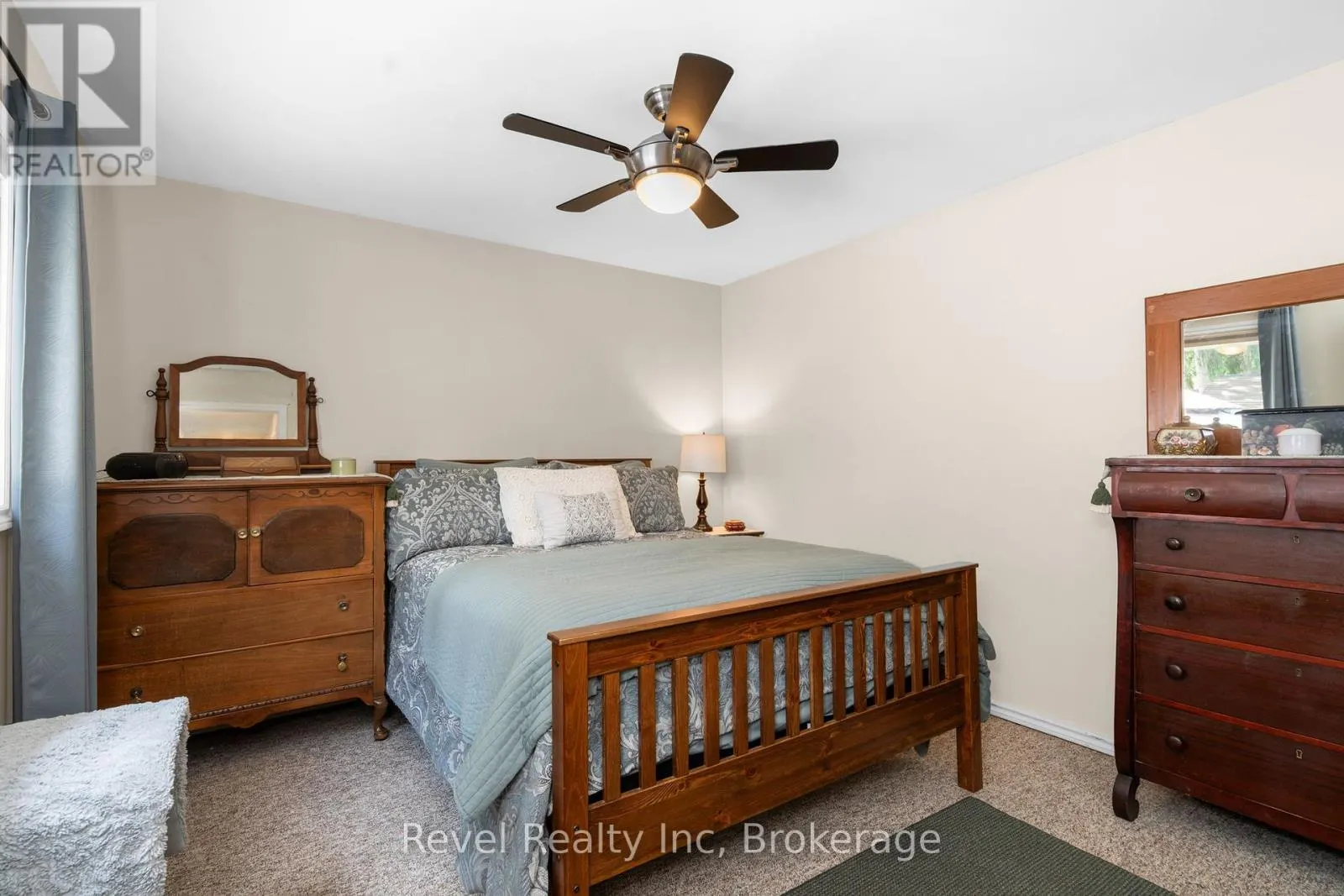 19 - 5411 ELLIOTT SIDE ROAD, #19