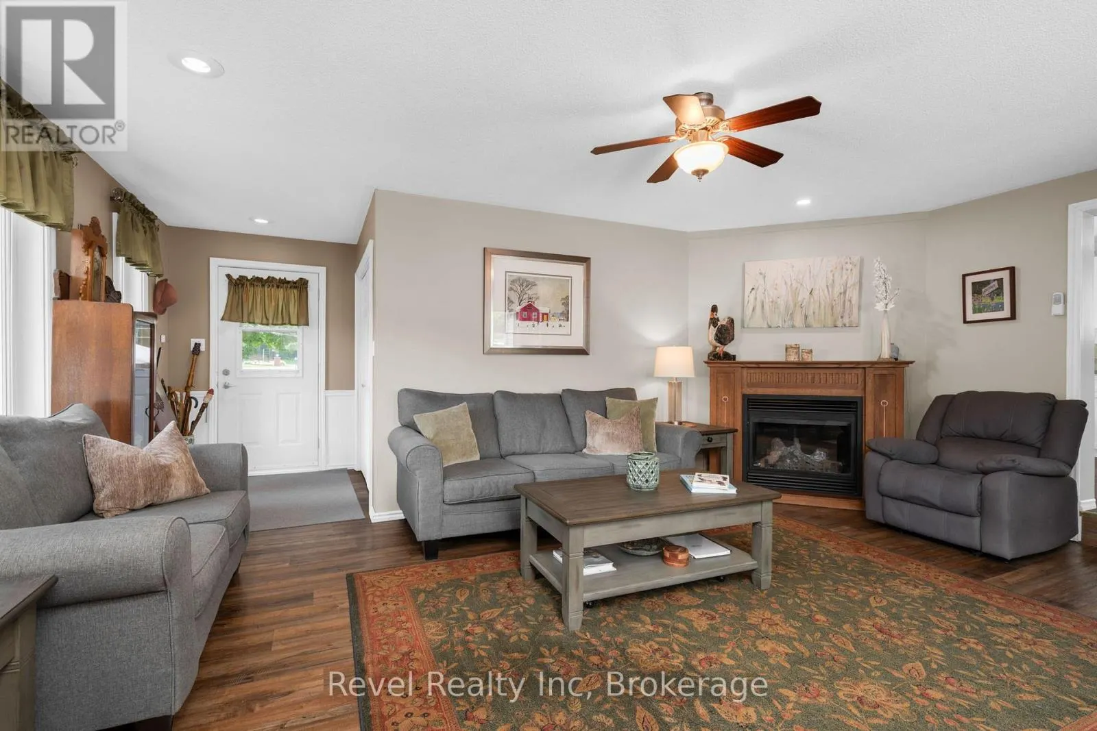 19 - 5411 ELLIOTT SIDE ROAD, #19