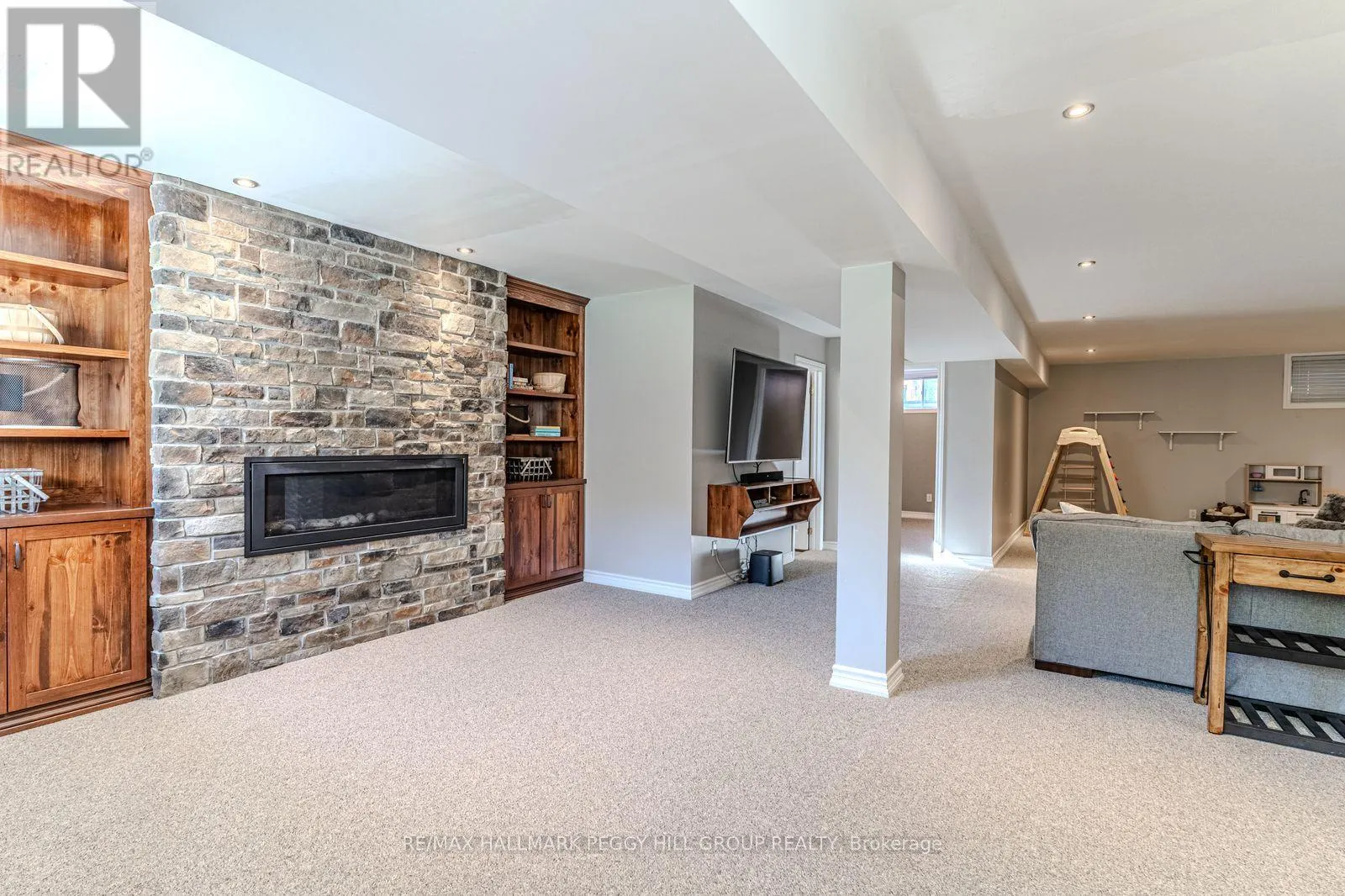 20 ROSEMARIE DRIVE