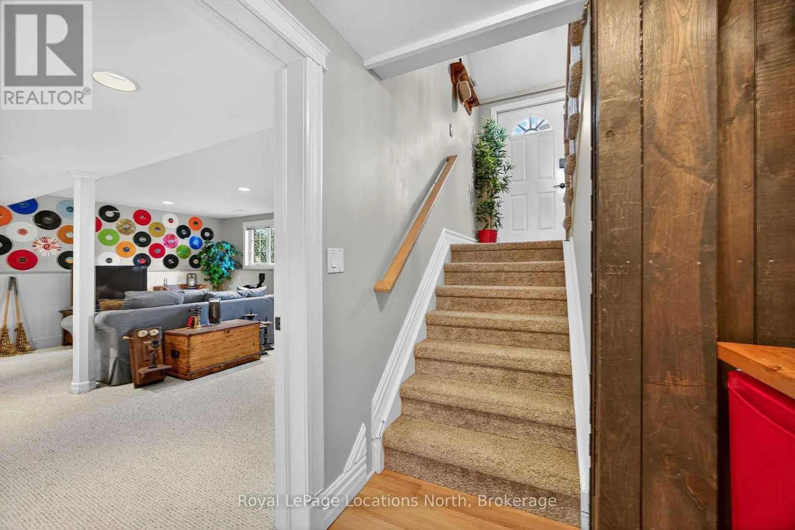 390 SIXTH STREET