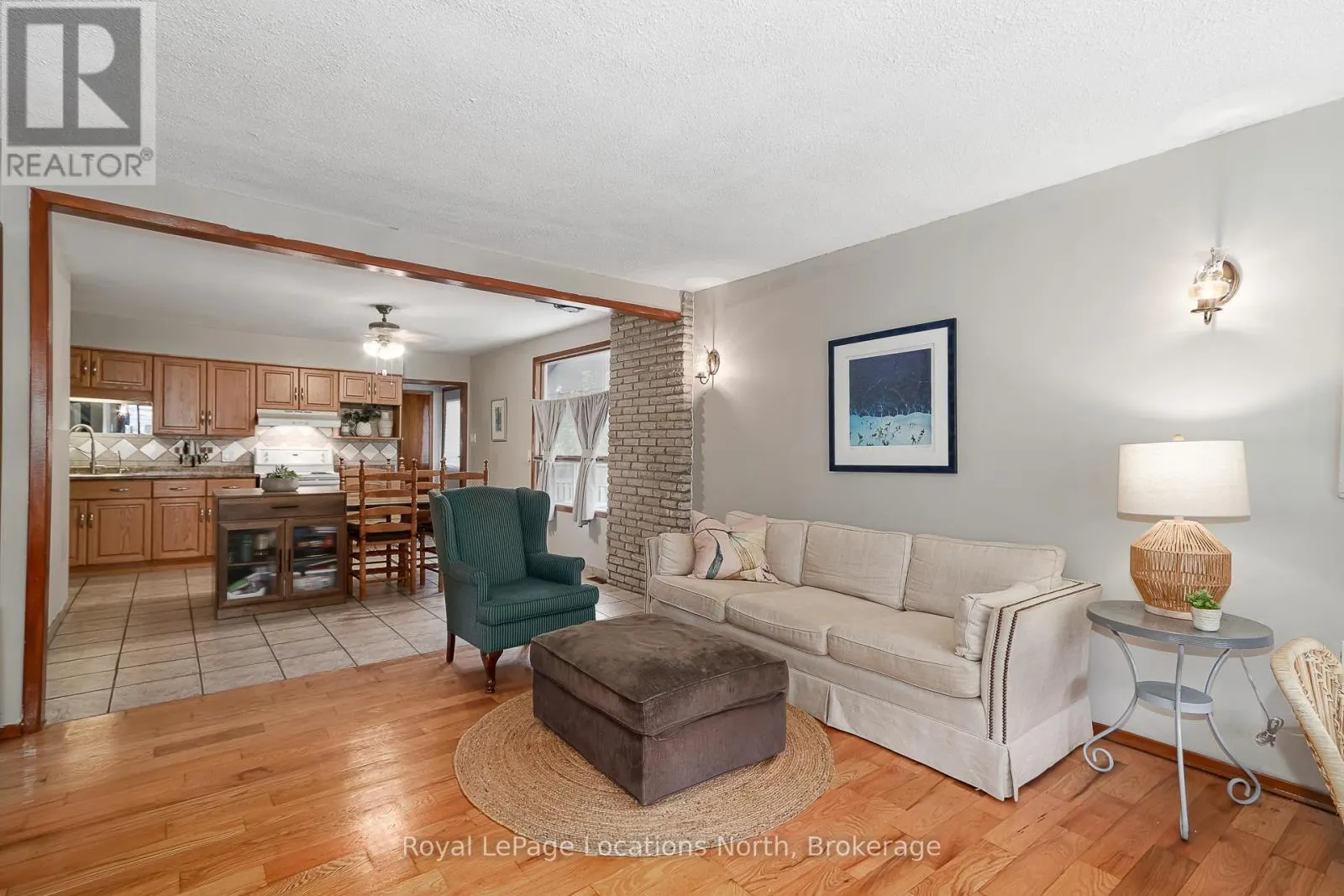 32 57TH STREET S