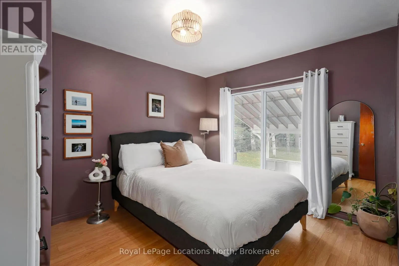 32 57TH STREET S