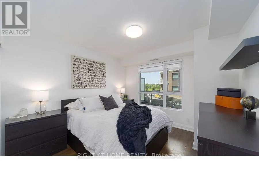 205 - 58 LAKESIDE TERRACE