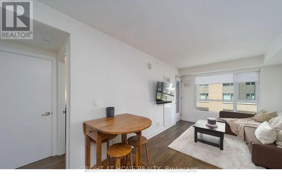 205 - 58 LAKESIDE TERRACE