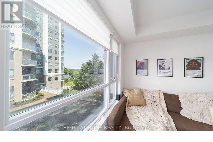 205 - 58 LAKESIDE TERRACE