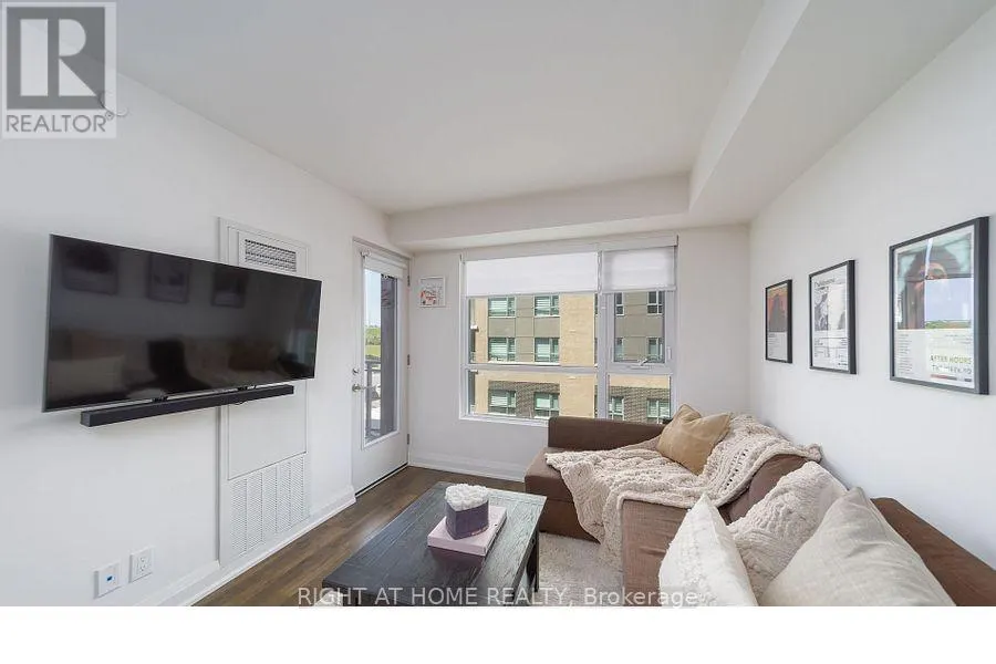 205 - 58 LAKESIDE TERRACE