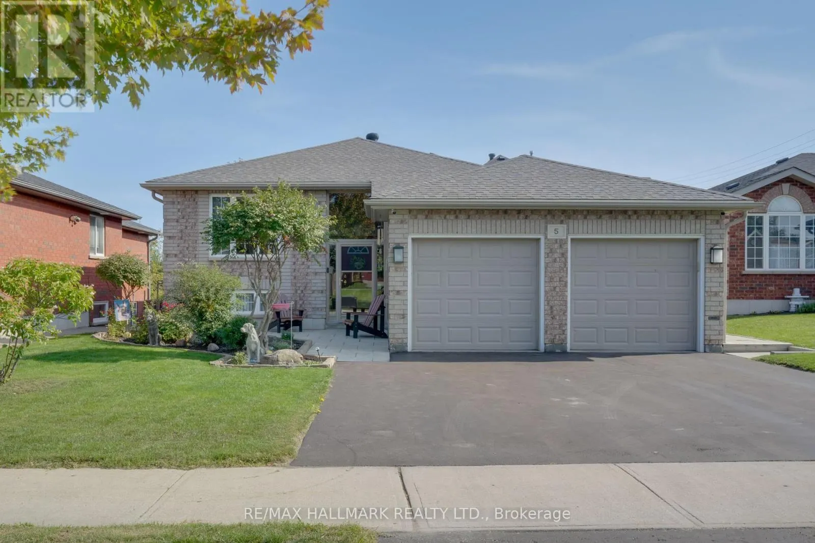 5 PACIFIC AVENUE
