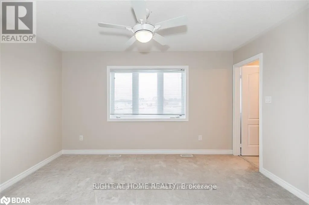 98 PEARCEY CRESCENT