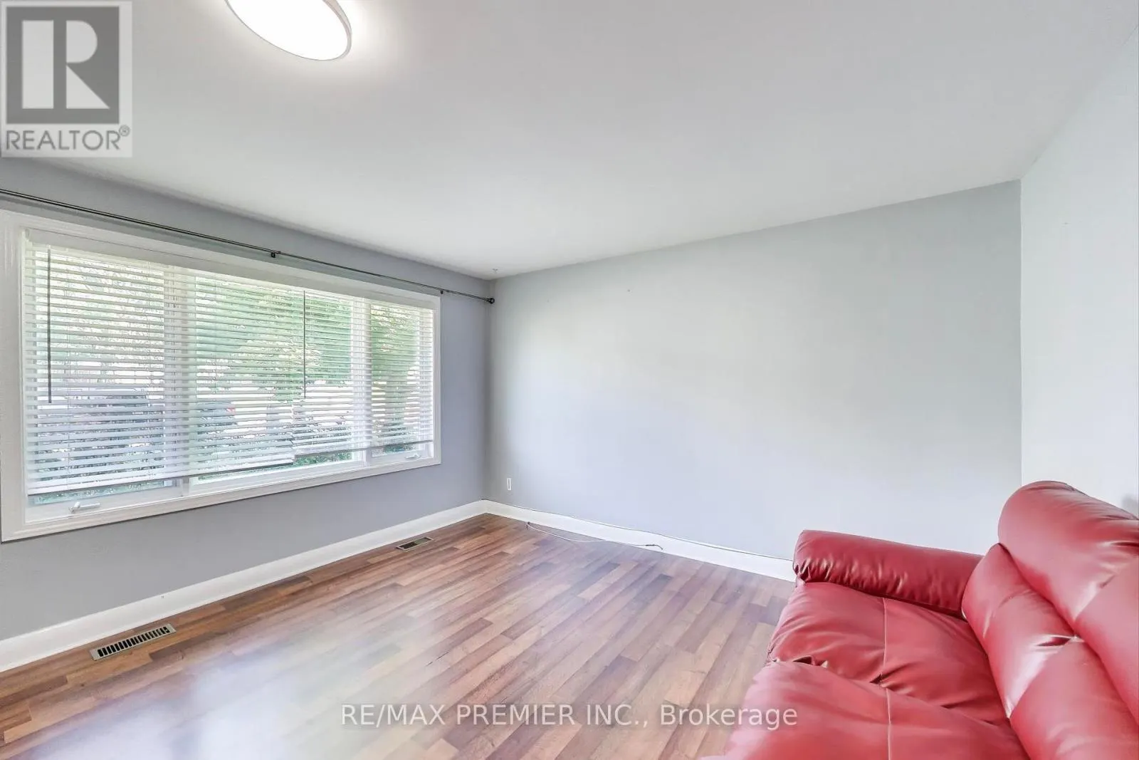 5 GOLFDALE ROAD