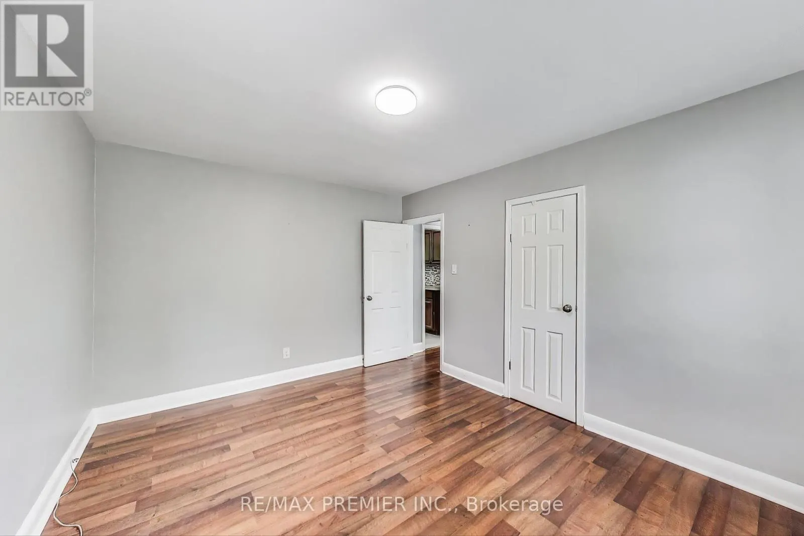 5 GOLFDALE ROAD