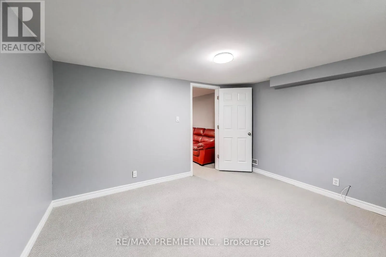 5 GOLFDALE ROAD