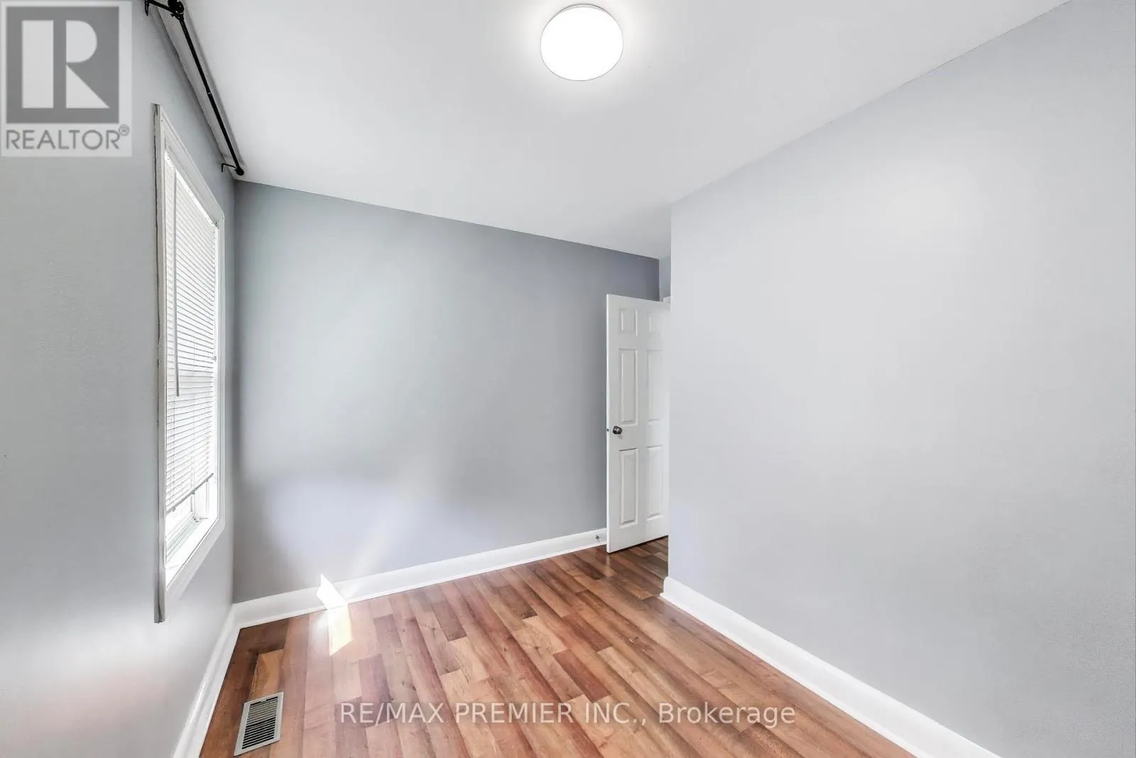 5 GOLFDALE ROAD