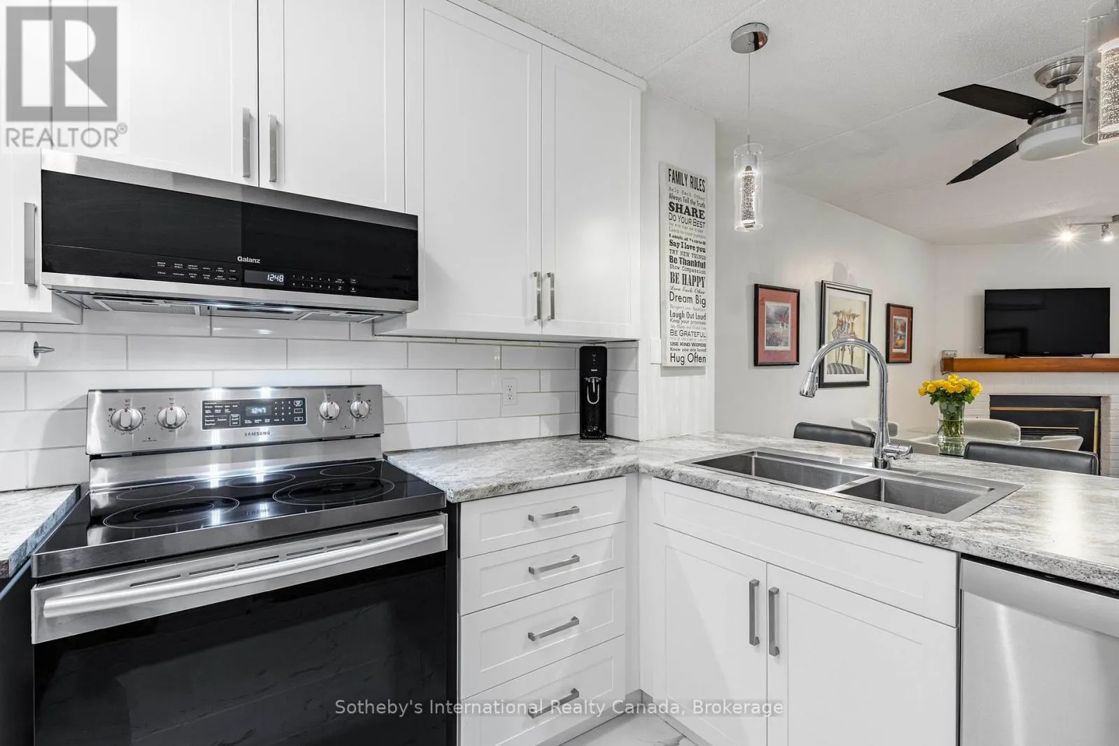 181 - 49 TROTT BOULEVARD, #181